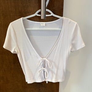 Wilfred White Tie-Front Crop Top